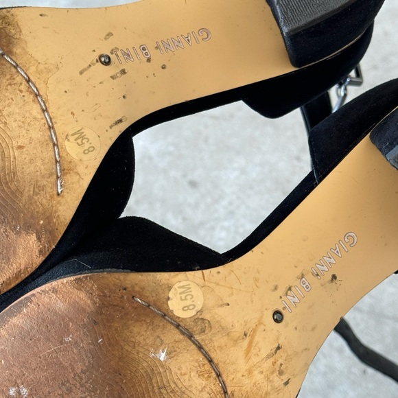 Gianni Bini Black Sandal Heels - Picture 11 of 13